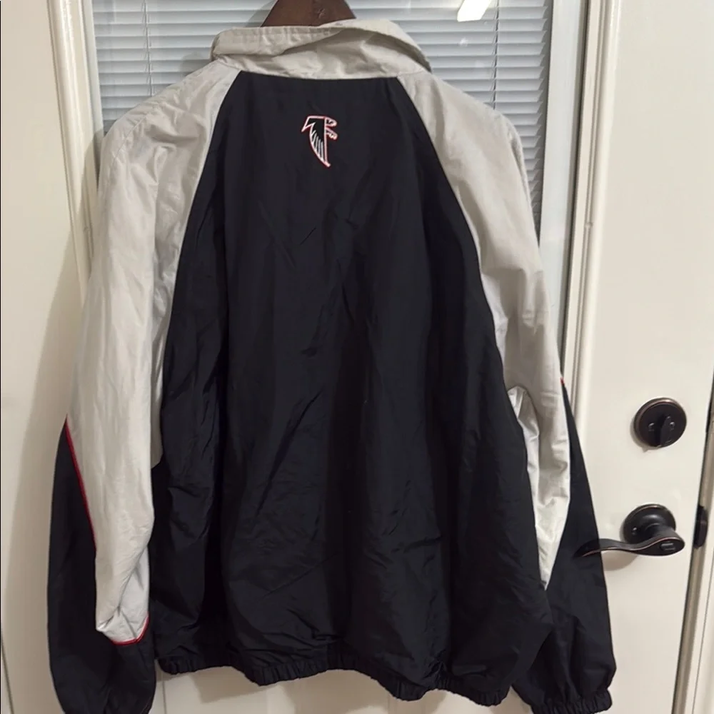 Men’s Vintage NFL Falcons Windbreaker Size XL